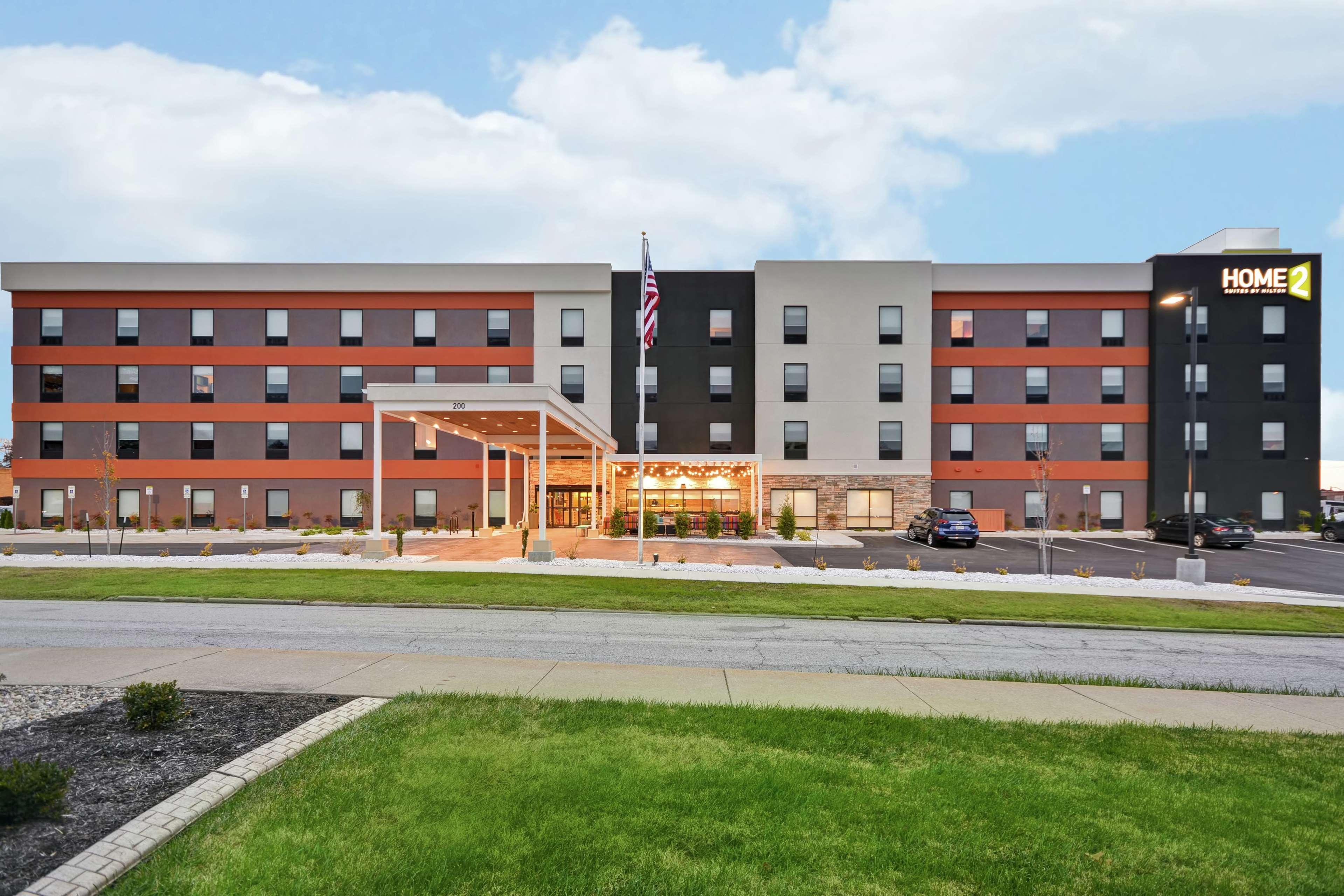 Home2 Suites By Hilton Carbondale Exterior photo